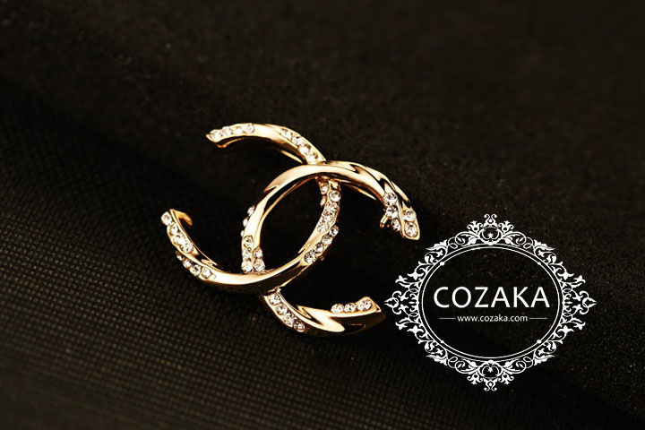 chanel♡限定ラインストーンCCブローチ|COZAKA通販 シャネル ブローチ キラキラ