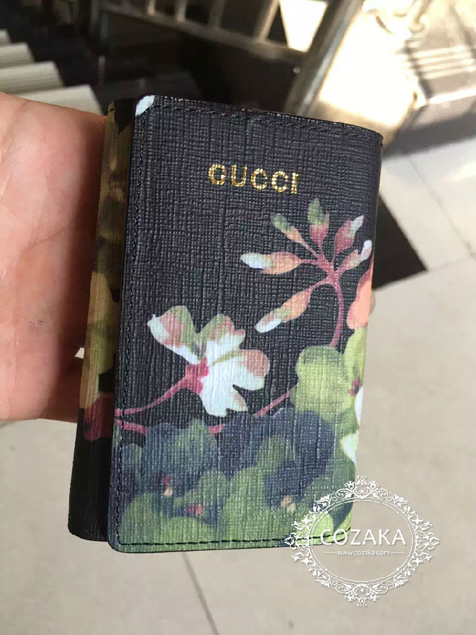 GUCCI blooms プリントキーケース