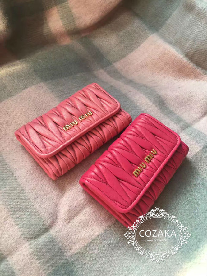 miu miu キーケース 羊革