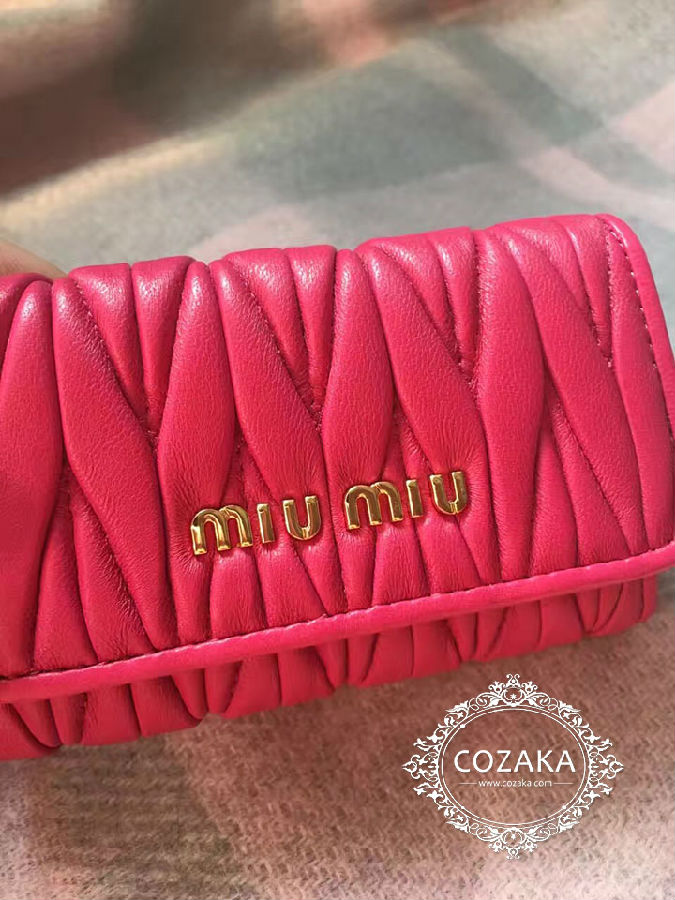 キーケース miu miu スーパーコピー