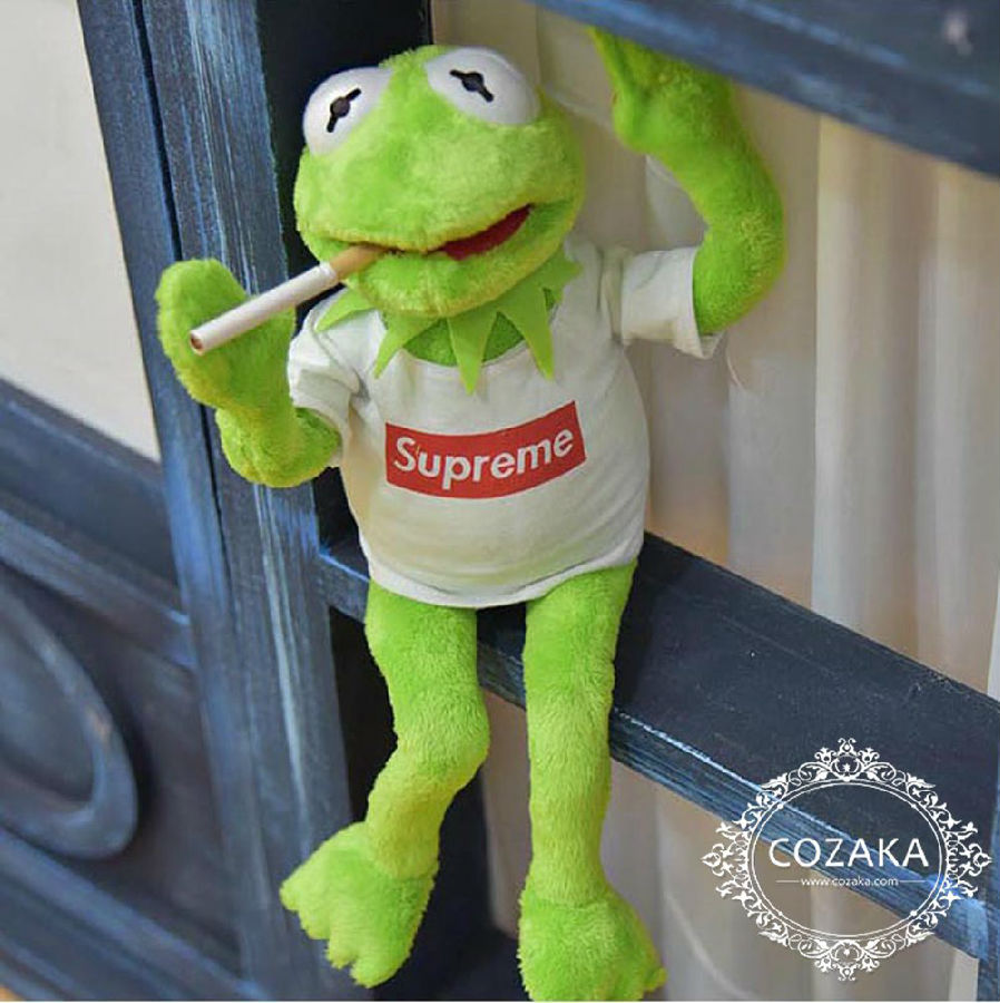 kermit supreme カエルのヌイグルミ