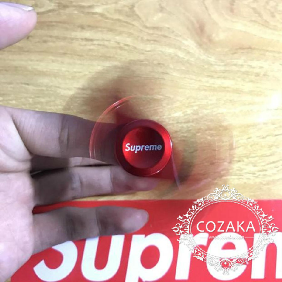 supreme 指スピナー おもちゃ