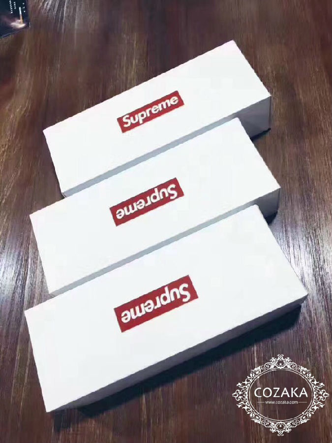 Supreme ソックス おしゃれ