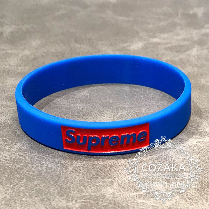 シリコンブレスレット supreme