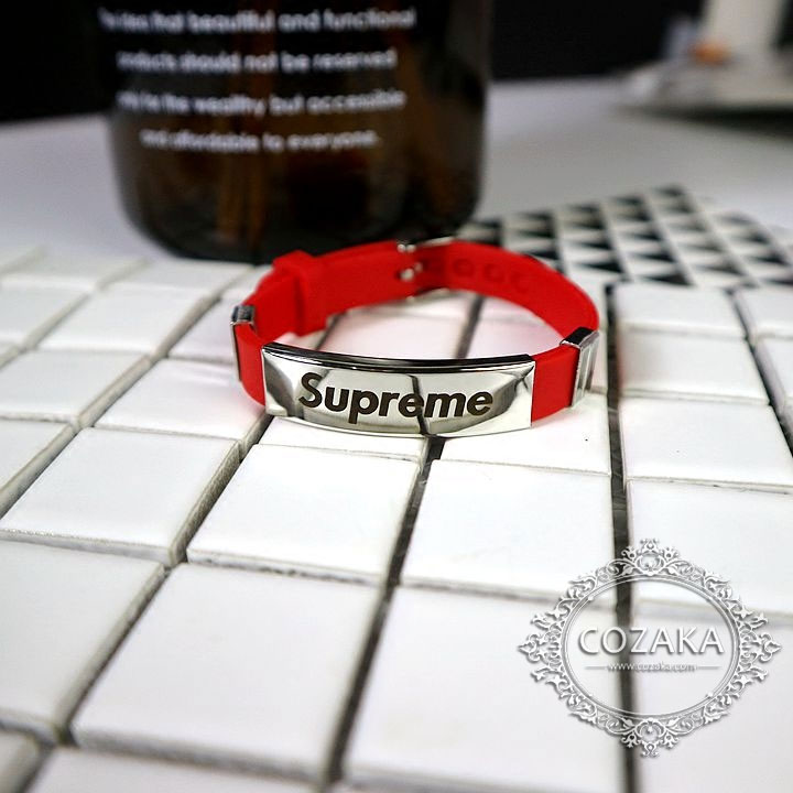 supreme カップル リストバンド