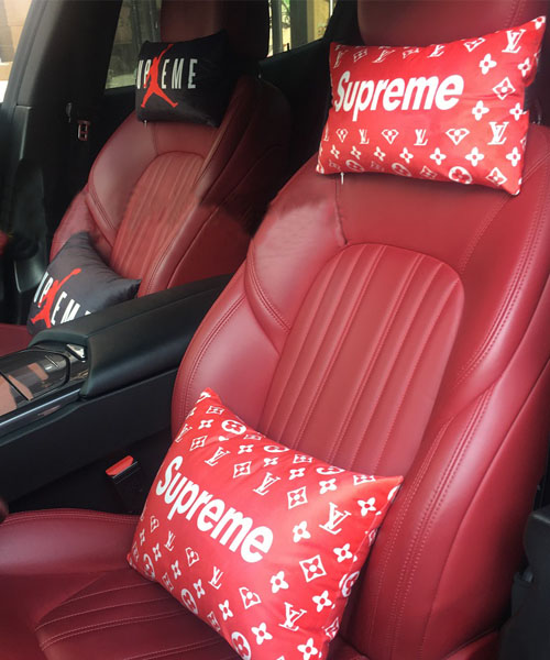 Supreme カー用品 ブランド シュプリーム 車アクセサリー 車載用品 車内用品 人気オススメ Storys Jp ストーリーズ