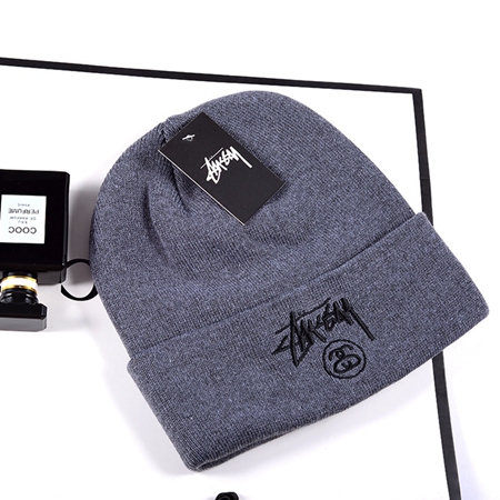 Stussy ニットキャップ 安価