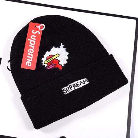 Supreme コラボ ニット帽子