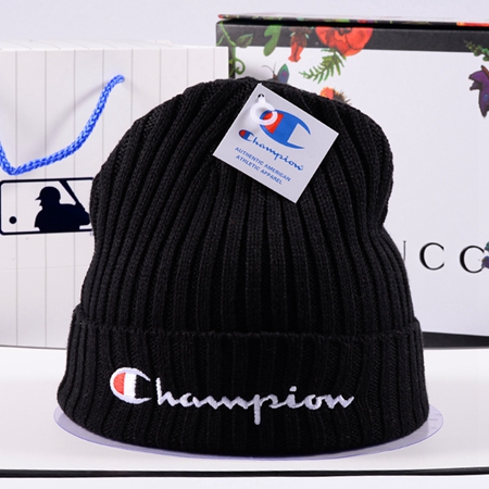 Champion ロゴ刺繍キャンディーカラーニットキャップ