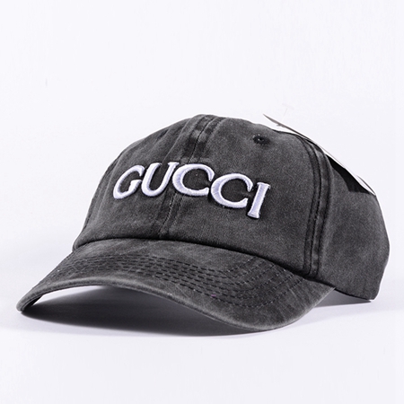 Gucci ベースボールキャップ メンズ