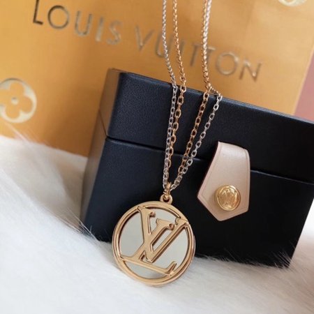 Louis Vuitton ゴールド ネックレス