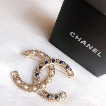 Chanel パール ブローチピン