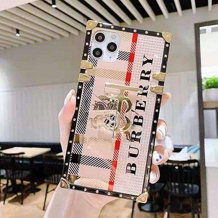 アイフォン11 burberry カバー