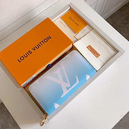 長財布 小銭収納 vuitton