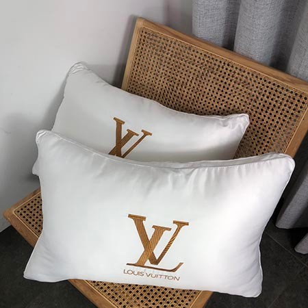 lv 枕の中身 四季通用