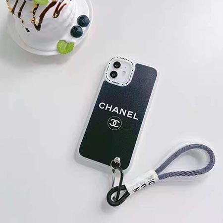 chanelアイホン14pro白黒スマホケース