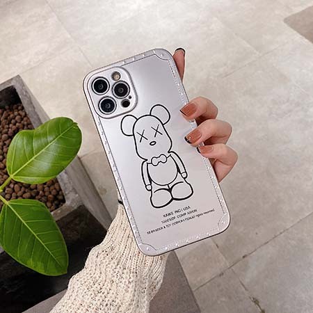 kaws iPhone xr/xs/xsma 送料無料 スマホケース