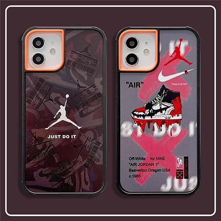 Air Jordan アイフォーン13 シリコン 携帯ケース