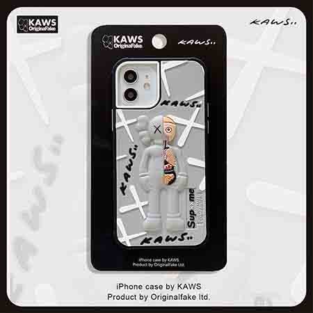 kaws iphone13pro アニメ風 スマホケース