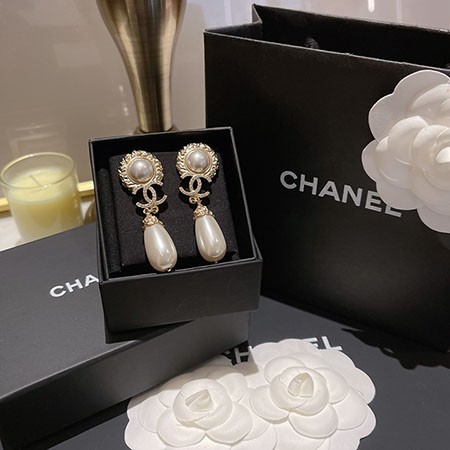 Chanelイヤーアクセサリー ハイブランド