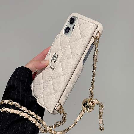 Chanel 斜め掛け型 スマホケース