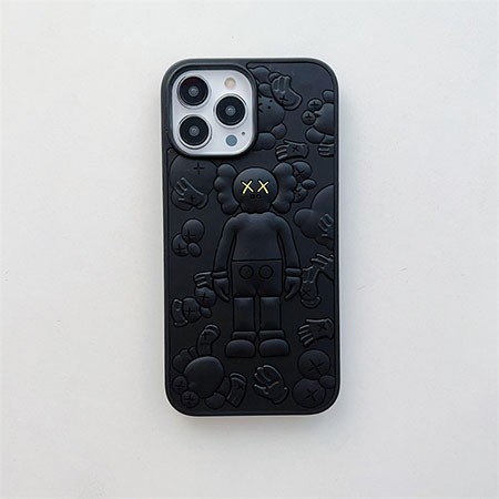 bearbrick ベアブリック アイフォン 15