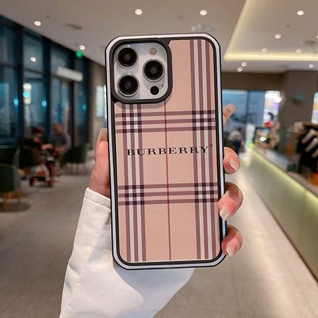 バーバリー iphone 15 カバー 