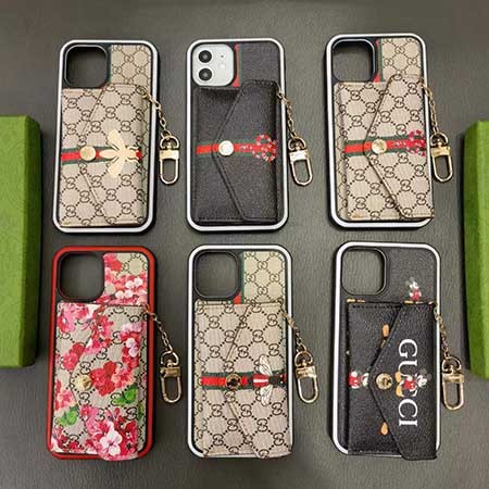 gucci iphone 15proスマホケース