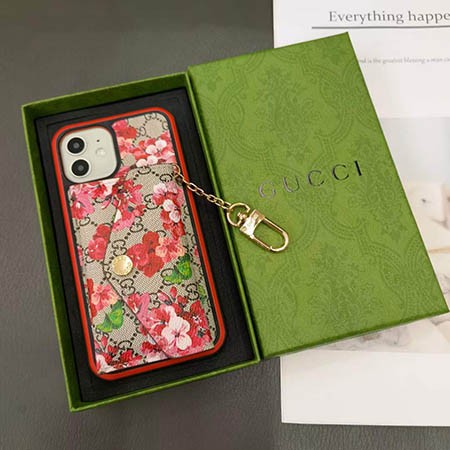 gucci iphone 15proスマホケース