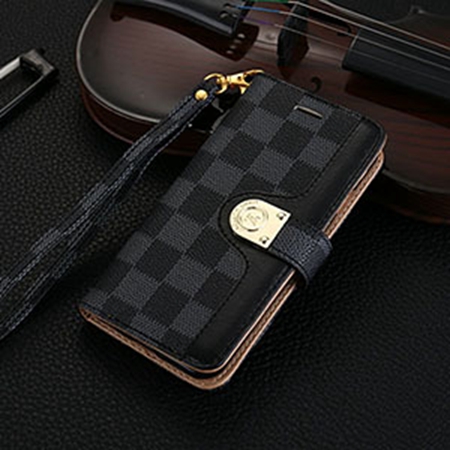 LV IPHONE15手帳型ケース