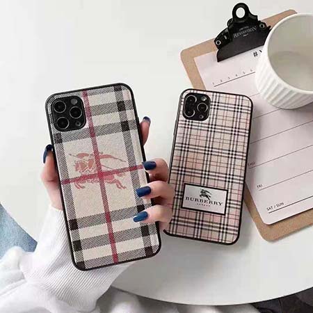 Burberry iphone15携帯ケース