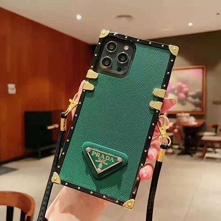 プラダ 口コミ アイホン 15プロ 携帯ケース