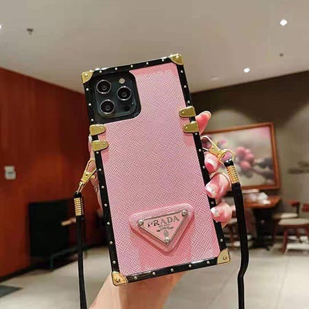 プラダ 口コミ アイホン 15プロ 携帯ケース