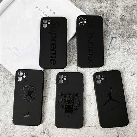 iphone 15 pro air jordan ケース