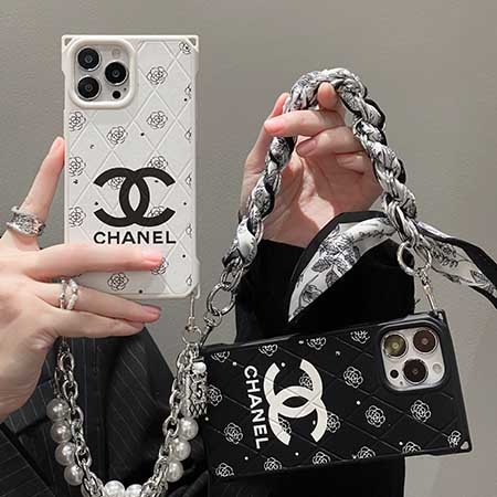 chanel 新登場 iphone15 proカバー