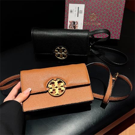 Tory Burch カジュアル