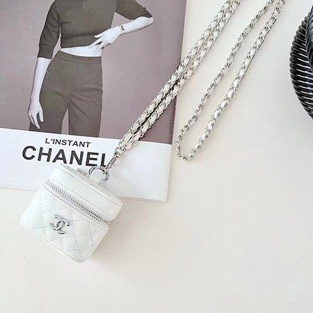 chanel風 アイフォン17プラス 