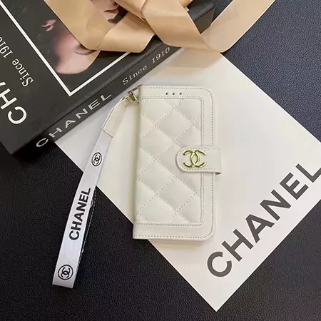 iphone17chanel カバー