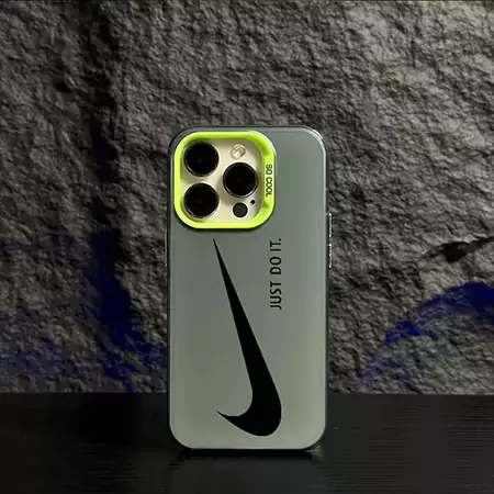 iphone17ハイブランド アイフォーン 16pro 携帯ケース  キラキラ