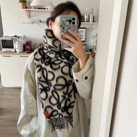 Loewe ショール