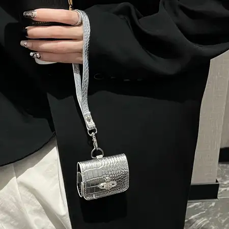 airpods pro2 スマホケースvivienne westwood
