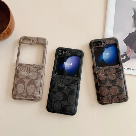 ハイブランド コーチ galaxy Flip 6/5/4ケース折りたたみ型