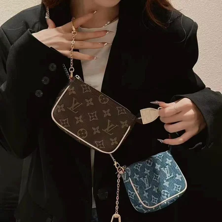 ルイヴィトン チェーンコインケース
