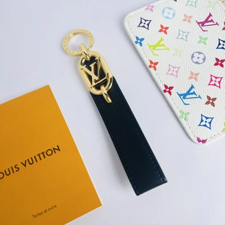 ルイヴィトン キーホルダー レザー