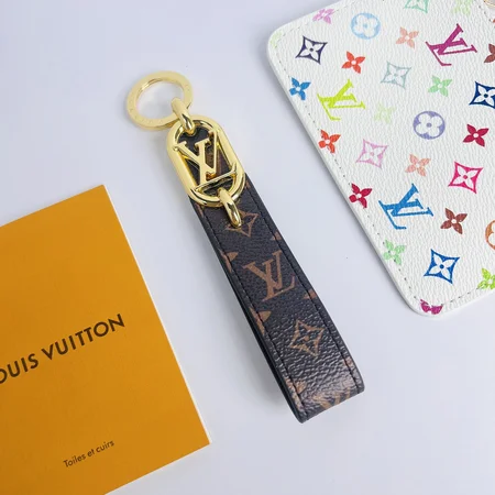 ルイヴィトン キーホルダー レザー