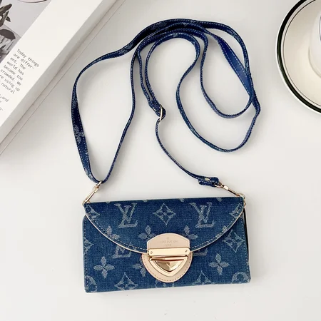 ブランド アイホン17 スマホケース プラスチック