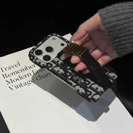 ワニ柄 ブランド ケース アイホン17 dior 