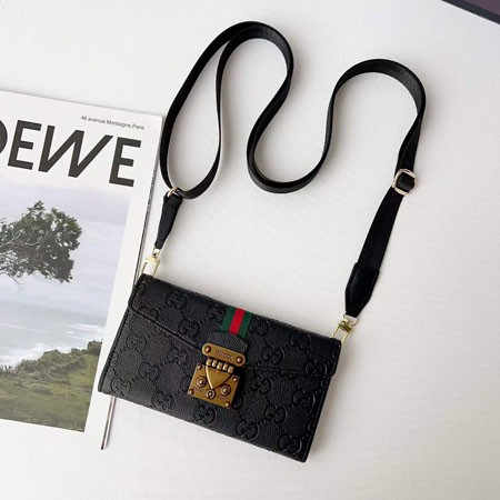 グッチ gucci アイフォン17  高级