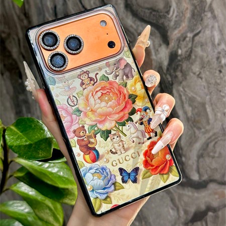 iphone 15 gucci風 ケース 