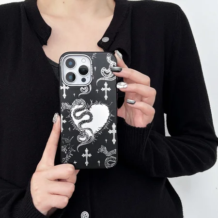 iphone17キラキラ ハイブランド ケース アイフォン16plus chrome hearts
